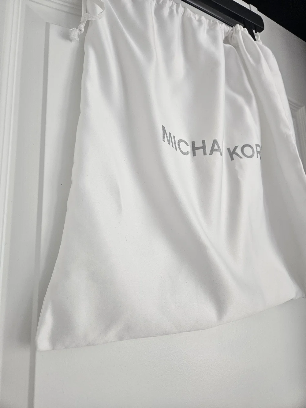 Michael Kors White Dust Bag Classic White